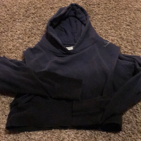 gymshark Sweaters - Gymshark crop hoodie
